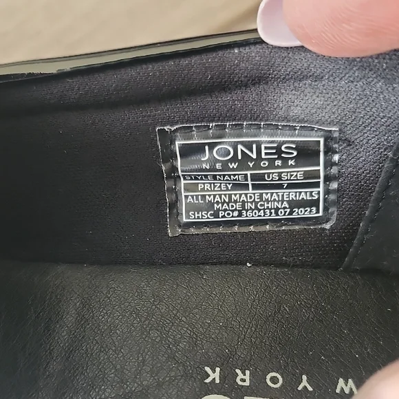 Jones New York Glossy Black Footwear - Picture 3 of 7